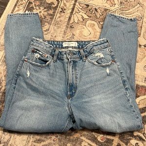 Abercrombie & Fitch mom jean